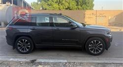 جیپ گراند شیرۆکی